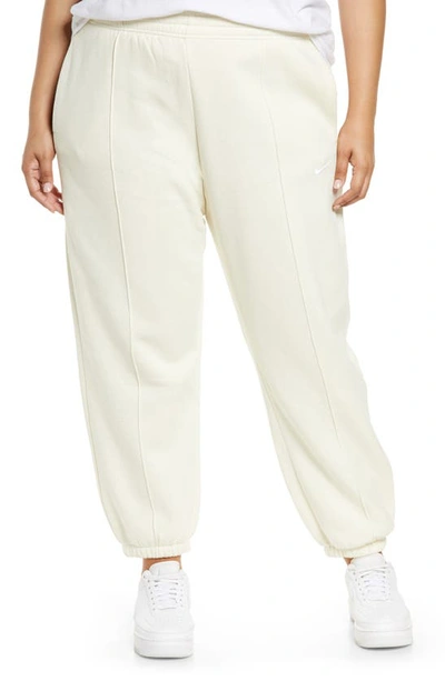 Nike Sportswear Fleece Sweatpants In Coconut Milk/ White