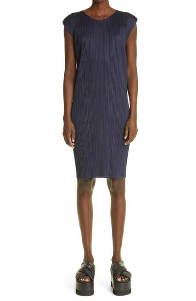Issey Miyake Pleated Dress In Navy