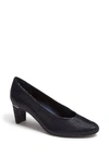 Vaneli Womens Suede Slip On Heels In Black