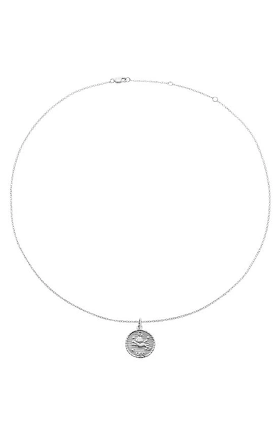 The M Jewelers The Zodiac Medallion Necklace In Silver - Leo