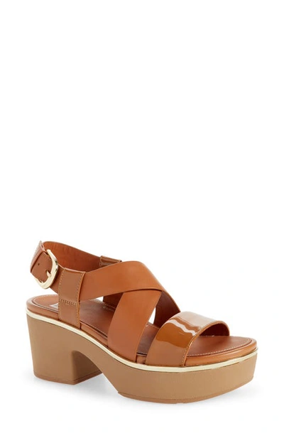 Fitflop Pilar Platform Sandal In Light Tan