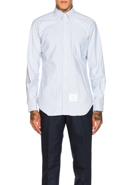Thom Browne Extra Trim Fit Oxford Shirt With Grosgrain Trim In Blue