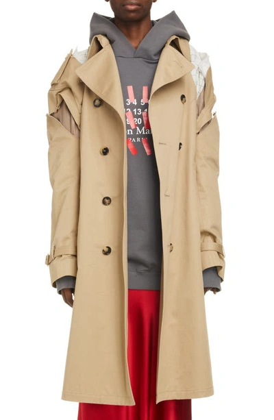 Maison Margiela Cut-out Detail Double-breasted Coat In Beige