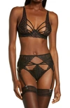 MAPALÉ LACE UNDERWIRE BRA, THONG AND GARTER BELT,8389