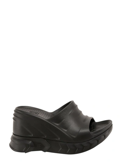 Givenchy Marshmallow Sandals In Black