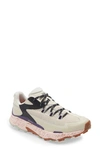 The North Face Vectiv Taraval Water Resistant Trail Running Sneaker In Vintage White/ Tnf Black