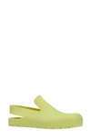 Bottega Veneta Men's Puddle Rubber Clog Sandals In Seagrass