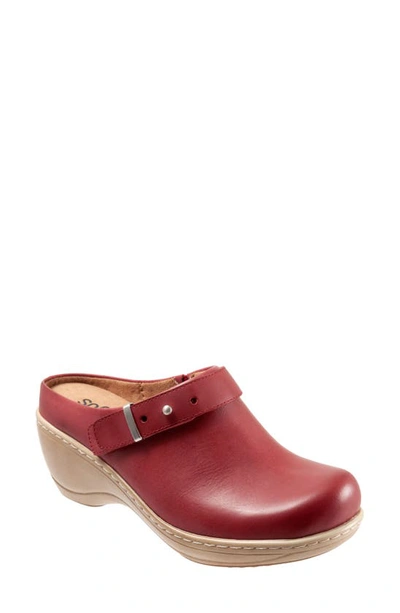 Softwalkr Marquette Clog In Dark Red Leather
