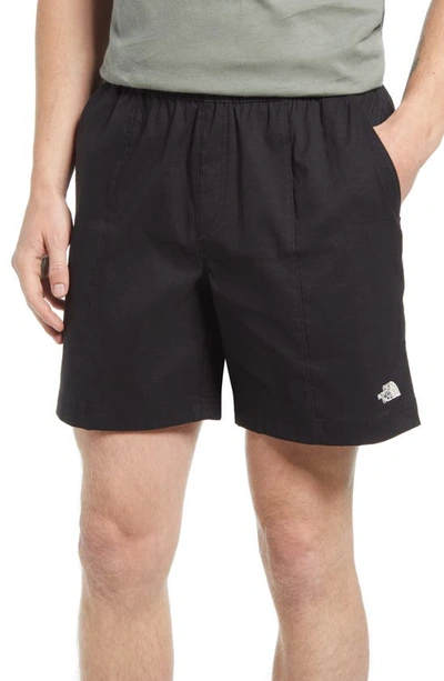 The North Face Black Box Jogging Shorts With Carabiner And Logo