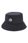 Moncler Logo Patch Bucket Hat In Navy