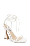 Steve Madden Lafayette Sandal In White
