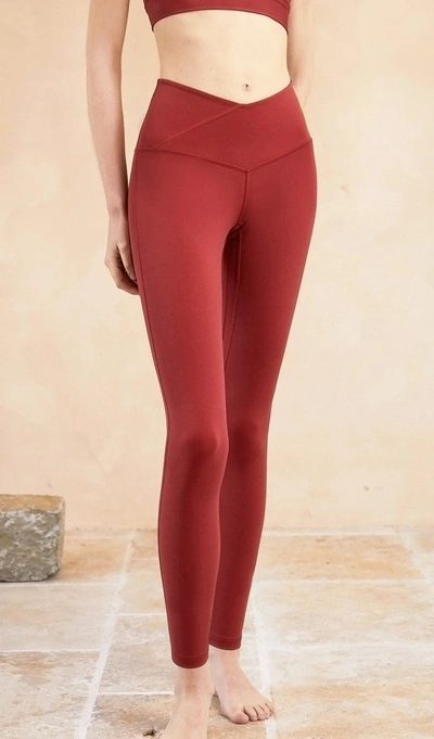 Visual Mood Anika V-cut Yoga Pants - Red