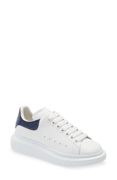 Alexander Mcqueen Platform Sneaker In White/ Navy