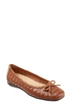 Trotters Women's Gillian Flat Shoe Women's Shoes In Luggage Leather
