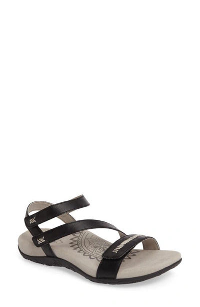 Aetrex Gabby Sandal In Black Leather