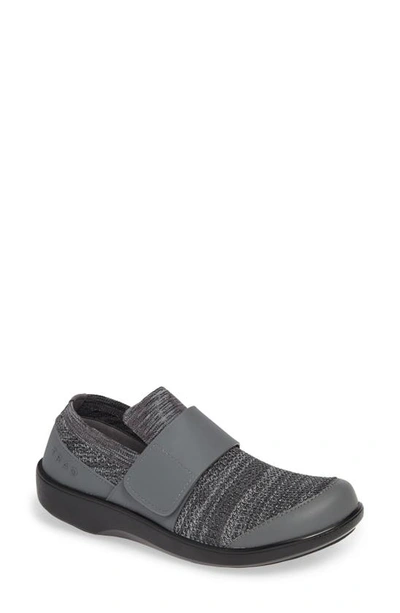 Traq By Alegria Qwik Trainer In Charcoal Leather