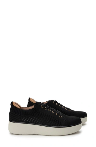 Traq By Alegria Magiq Sneaker In Peeps Black Fabric