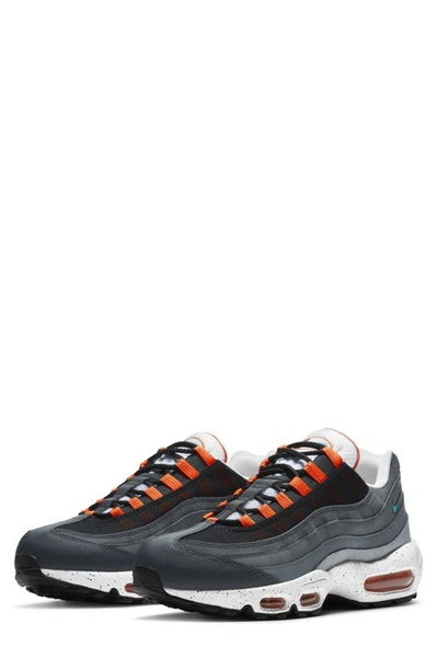 Nike Air Max 95 Sneaker In Black/ Aquamarine-turf Orange