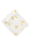 Pehr Print Organic Cotton Swaddle In Giraffe/ Yellow