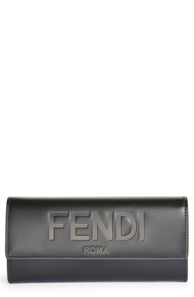 Fendi Logo Debossed Leather Continental Wallet In Nero Oro