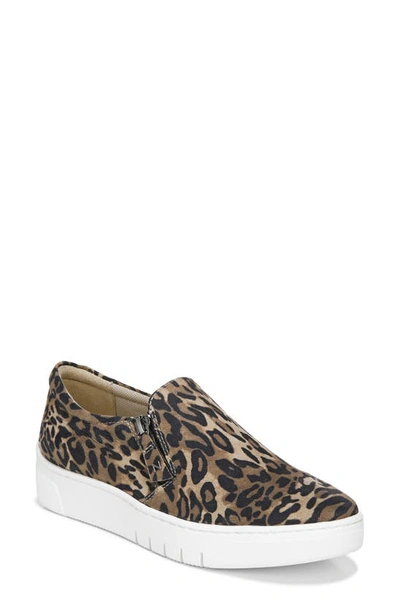 Naturalizer Hawthorn Trainers Women's Shoes In Cheetah Fabric