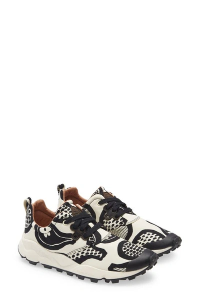 Flower Mountain Pampas Trainer In Vintage Print White