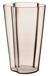 Monique Lhuillier Waterford Alvar Aalto Glass Vase In Ecru