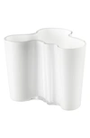 Monique Lhuillier Waterford Alvar Aalto Glass Vase In Off White