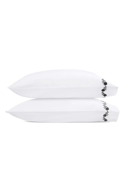 Matouk Daphne Set Of 2 Floral Embroidered 520 Thread Count Pillowcases In Charcoal