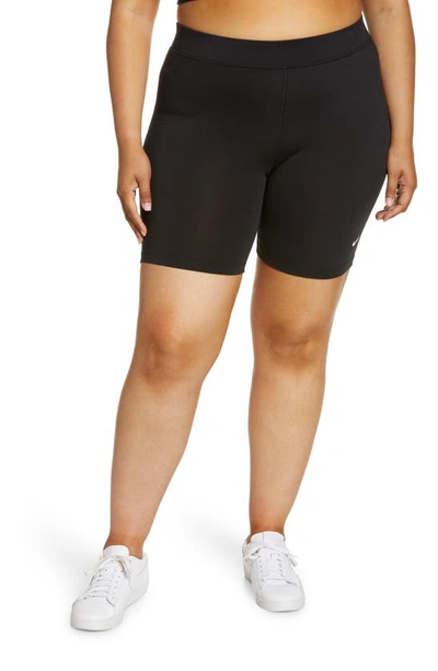 Nike Sportswear Eseential Bike Shorts In Black/ White