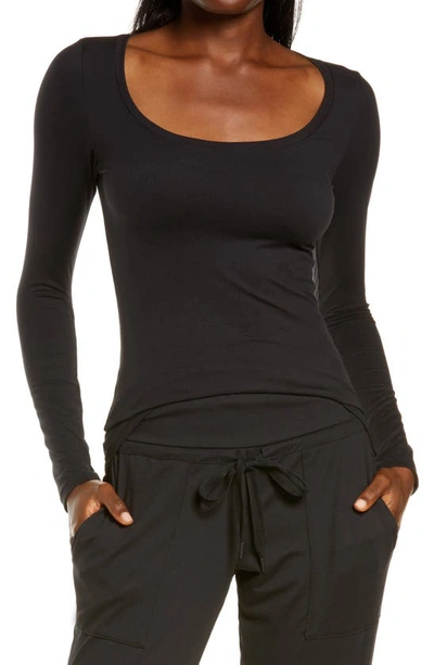 Felina Velvety Soft Long Sleeve Loungewear Top In Black