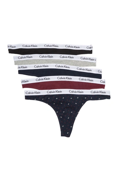 Calvin Klein Logo Thongs In Black/grey Heather/shoreline/chocolate Truffle/ck Confetti-shoreline