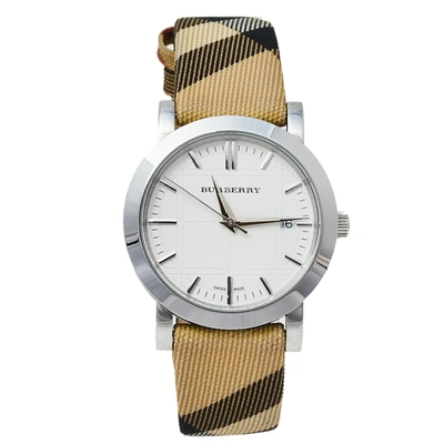 Pre-owned Burberry White Novacheck Canvas Leather Stainless Steel The City Bu1390 Women's Wristwatch 32 Mm