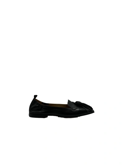 Pomme D'or Flat Shoes In Black