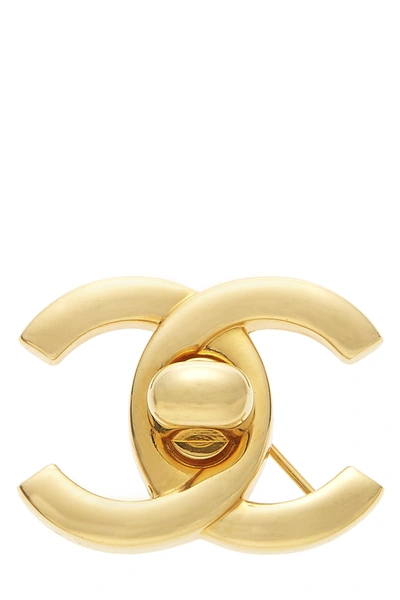 Pre-owned Chanel Gold 'cc' Turnlock Pin Medium