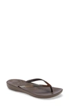 FITFLOP IQUSHION OMBRE SPARKLE FLIP FLOP,DG5