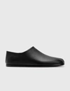 MAISON MARGIELA SLIP-ON TABI SHOES