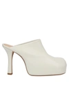 Bottega Veneta Woman Mules & Clogs Ivory Size 8 Lambskin In White