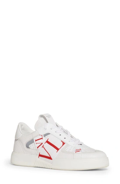 Valentino Garavani Vltn Low Top Trainers In White Leather In White,red