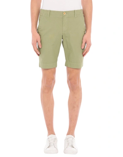 At.p.co At. P.co Man Shorts & Bermuda Shorts Light Green Size 40 Cotton