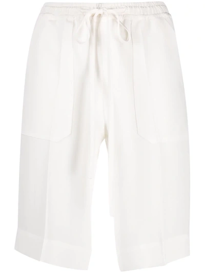 Mrz Drawstring-waist Silk Bermuda Shorts In Weiss