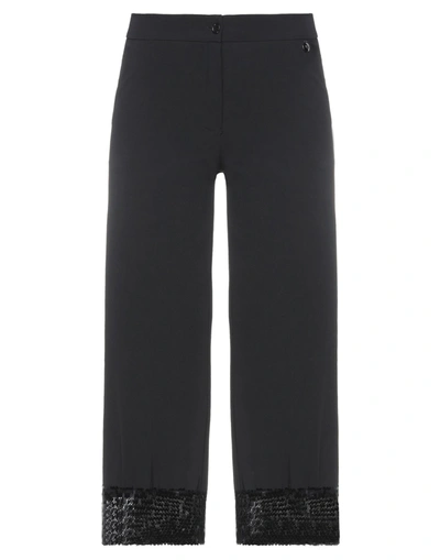 Akè 3/4-length Shorts In Black