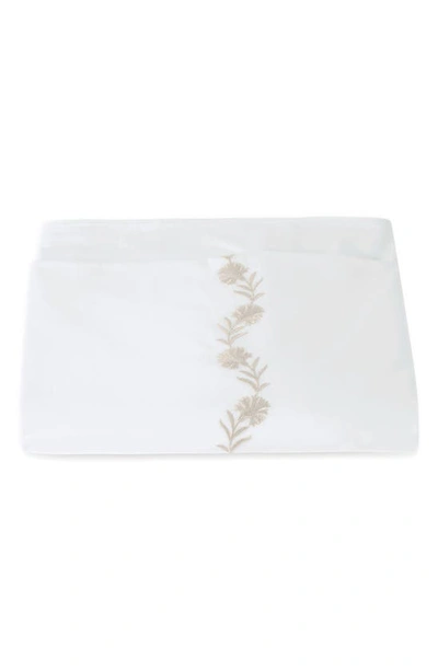 Matouk Daphne Floral Embroidered Duvet Cover In Dune