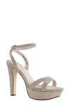 Touch Ups Elena Platform Sandal In Champagne