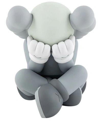 Kaws Separated Companion Figure In Grau