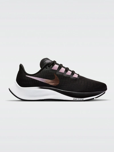 Nike Air Zoom Pegasus 37 Sneaker In Black,mtlc Red Bronze-lt Arctic Pink