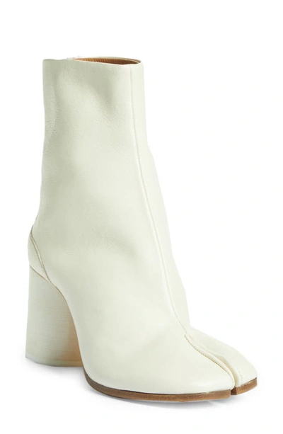 Maison Margiela Tabi Boot In White