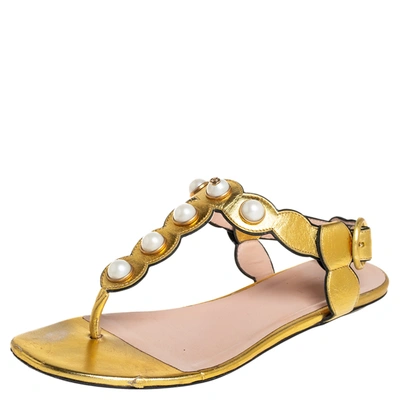 Pre-owned Gucci Gold Leather Pearl T-strap Sandals Size 36.5
