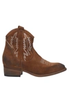 Zoe Ankle Boots In Tan