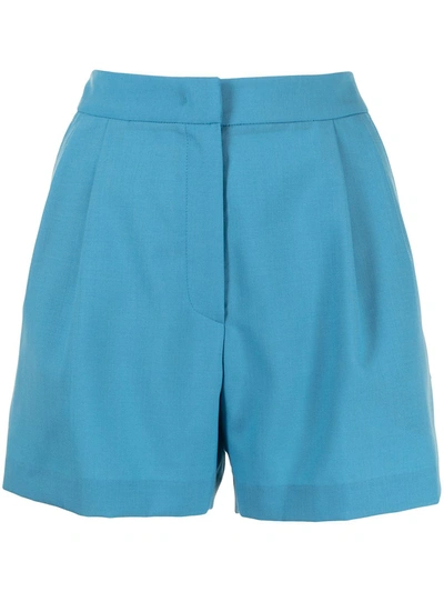 Pushbutton Pleat-detail Shorts In Blau